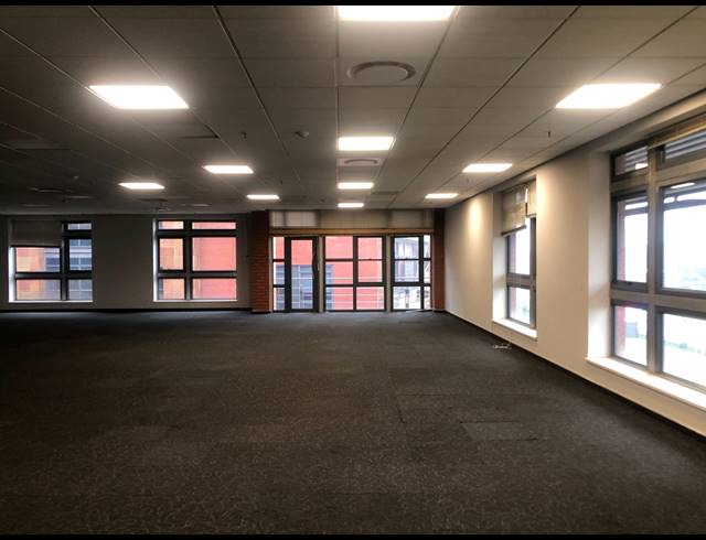 1,279M² OFFICE TO LET IN MELROSE ARCH